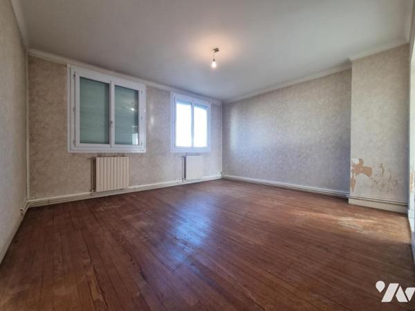 SAINT-NAZAIRE appartement T3 de 62m² à rafraichir 