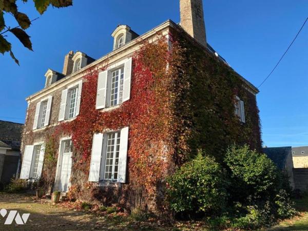 30 MN ANGERS NORD MAISON BOURGEOISE AVEC DEPENDANCES ET GRAND JARDIN