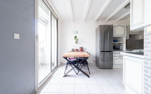 Appartement à vendre    5 pièces • 97,52 m2 Lyon 7