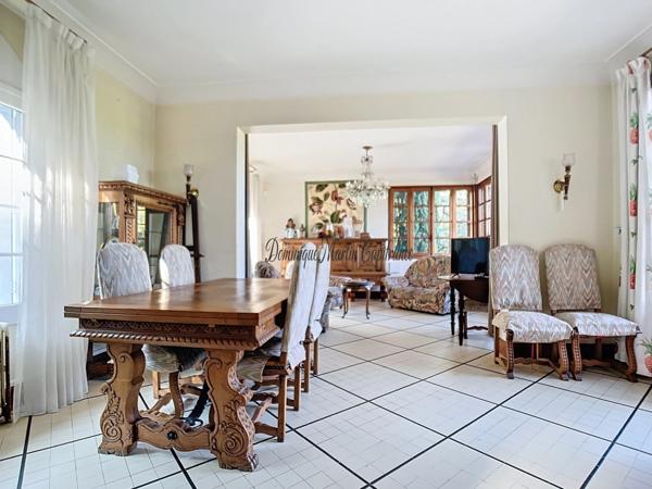 LA CHARTRE SUR LE LOIR (72),Maison 119m²à vendre-5 pièces- terrasse- garage double- jardin et prairie