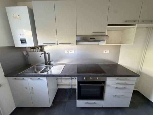 Appartement Sartrouville 2 pièce(s) 53 m2 Loyer 930 €/mois charges comprises **  - Référence  586