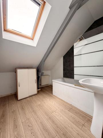 Appartement 4 pièces à louer à Recquignies - Dernier étage, calme et bien équipé