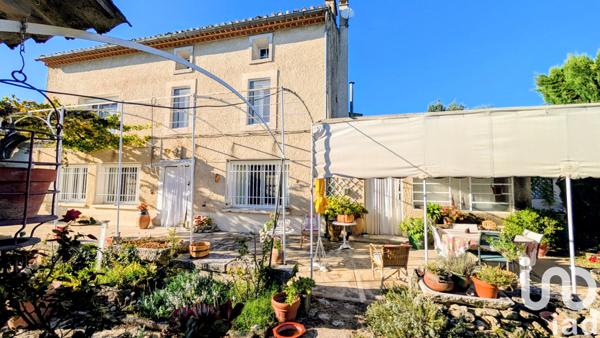Maison à vendre 7 pièces 242 m² Carpentras
