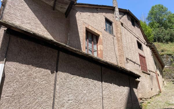 Maison à vendre    9 pièces •  Conques