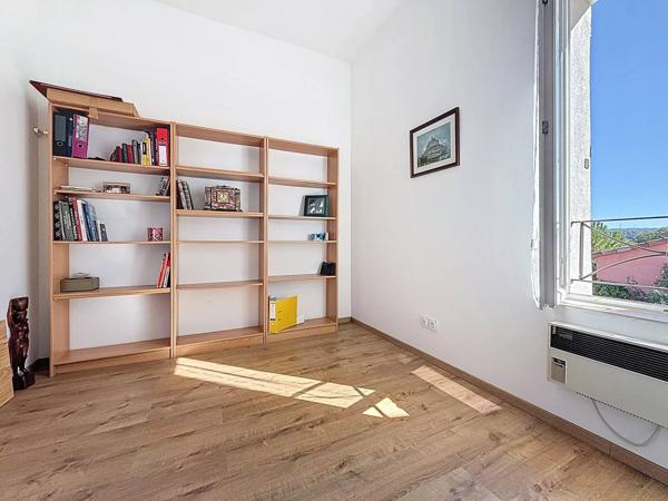 Ancien moulin rénové en bastide avec piscine