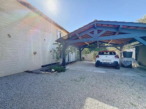Ancien moulin rénové en bastide avec piscine