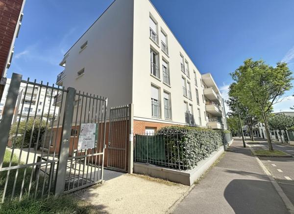 Grand Appartement  3 chambres 77 m2 métro 7 LEO LAGRANGE VILLEJUIF