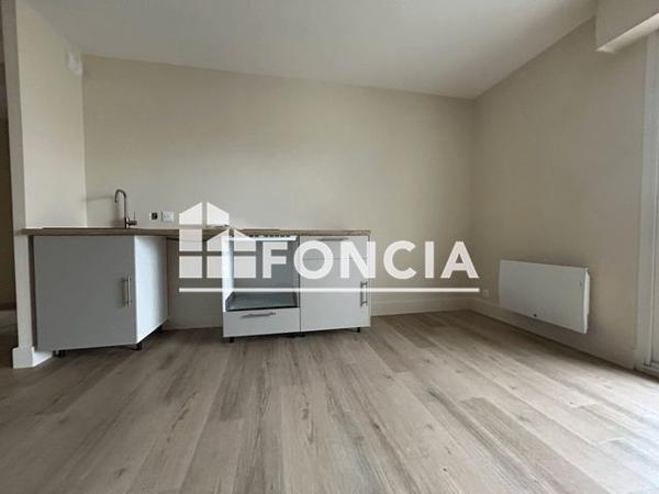 Location Appartement 2 pièces 43.21 m² - 1A RUE BIR HAKEM Quimper 29000