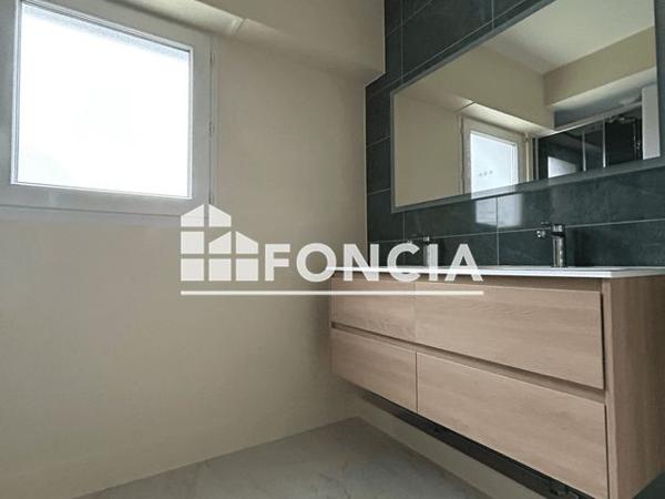 Location Appartement 2 pièces 43.21 m² - 1A RUE BIR HAKEM Quimper 29000