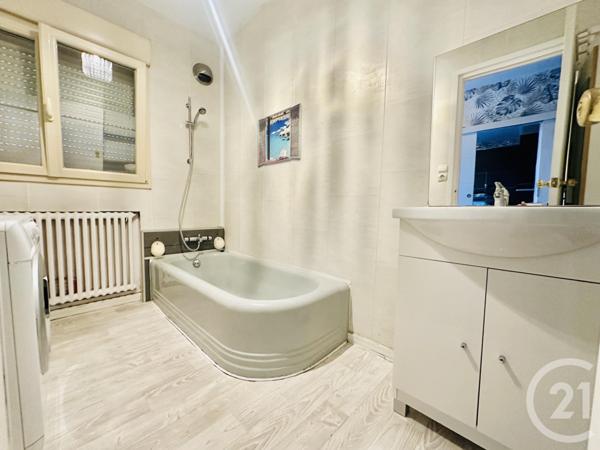 Maison à vendre  5 pièces - 141,98 m2 COUZEIX - 87