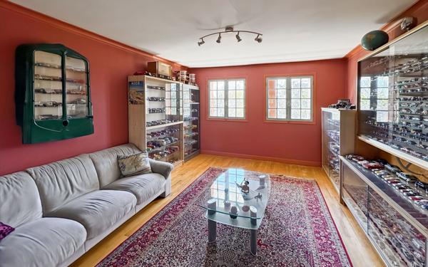 Maison à vendre    6 pièces • 168 m2 Vigneux-sur-Seine