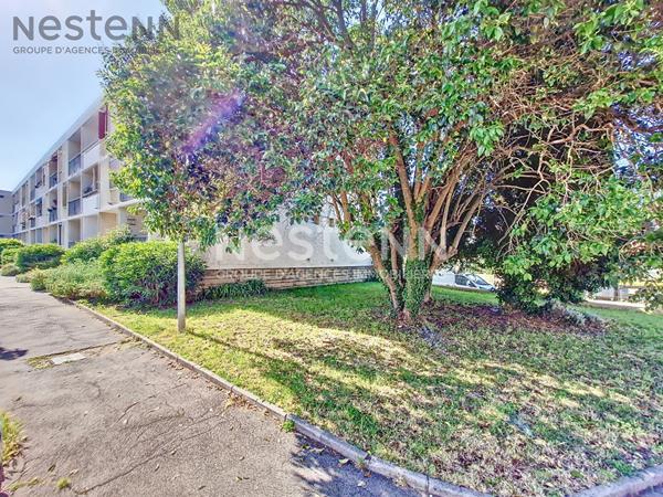 Charmant Appartement T3 Lunel 78 m2, garage et cave