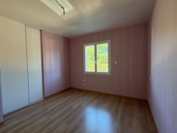 VILLEMADE (82) L’alliance parfaite du charme, du confort avec de beaux espaces lumineux !