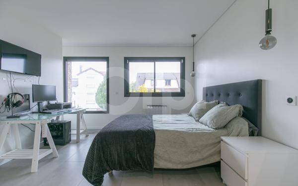 Maison à vendre    7 pièces •  Ormesson-sur-Marne