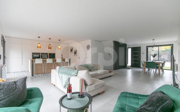 Maison à vendre    7 pièces •  Ormesson-sur-Marne