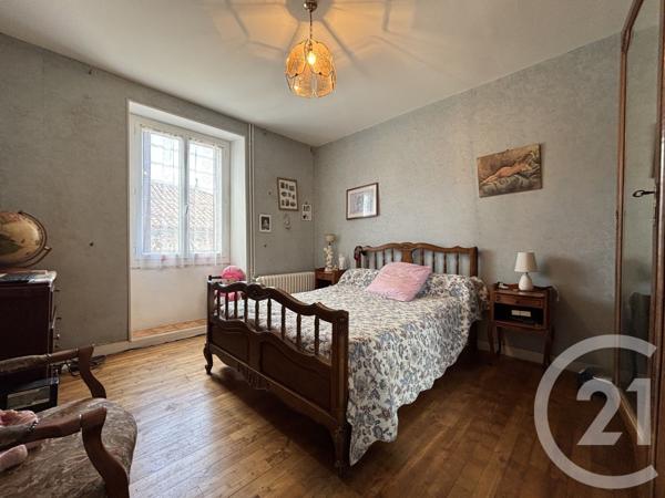 Maison à vendre  5 pièces - 144,57 m2 CHABANAIS - 16