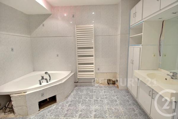 Appartement Duplex à vendre  6 pièces - 196,03 m 2   ST AVOLD  - 57