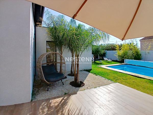 Maison d'Architecte de 156 m2 avec 3 chambres, Piscine Chauffée sur une parcelle de 730 m²