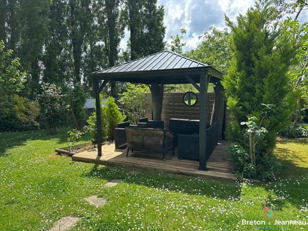 Propriété d'exception sur 1 ha 30 à L'Huisserie