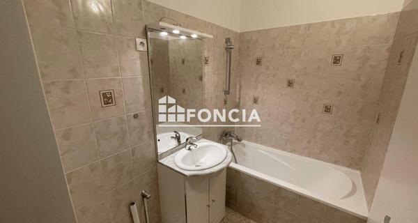 Location Studio 21.1 m² - Asnières-sur-seine 92600