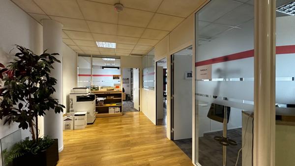 Bureaux à louer 177 m2 situés ZAC de Mercières à Compiègne