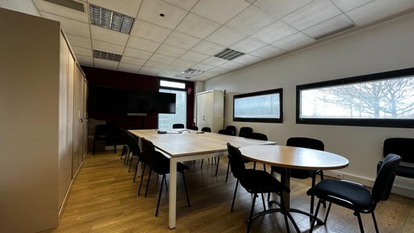 Bureaux à louer 177 m2 situés ZAC de Mercières à Compiègne