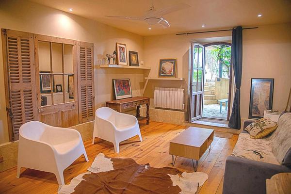 Un Domaine Provençal d'Exception à 30 Minutes d'Uzès