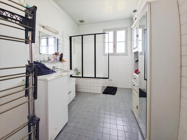 Maison NOTRE DAME DE MONTS 7 Pièces 145 m²