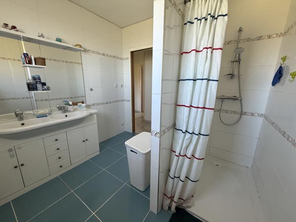 Maison 5 pièces - 132 m² Exclusivité efficity