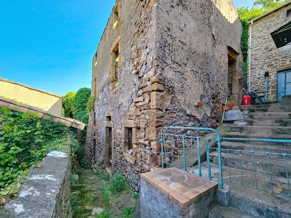 Graissessac – Ruine à réhabiliter avec terrain de 2 500 m² et vue dominante