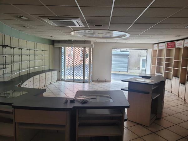 Location Fonds de commerce 2 pièces 175 m2 à Brassac-les-Mines