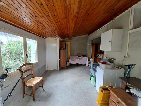 A VENDRE-MAISON A DEUX PAS DES COMMODITES LA FLECHE