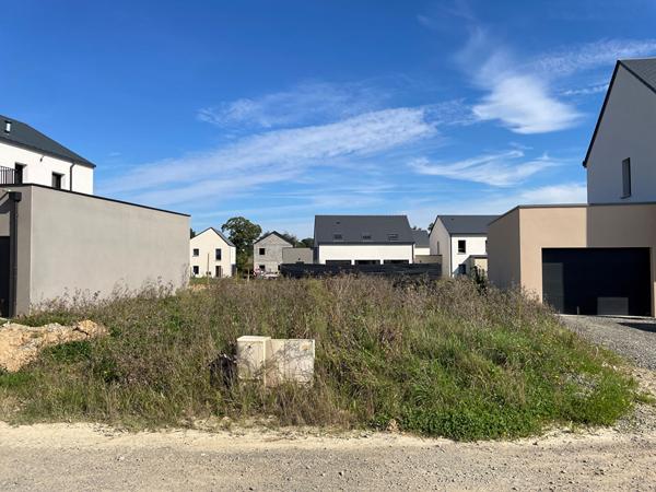Achat Terrain - 357 m² (réf : PJ26685-E1111)