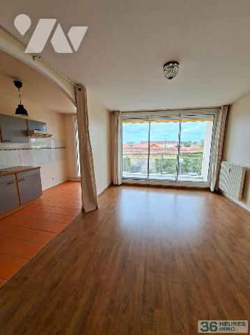 PROCHE TOUTES COMMODITES

Appartement au 2ème étage avec ascenseur comprenant entrée, cuisine...