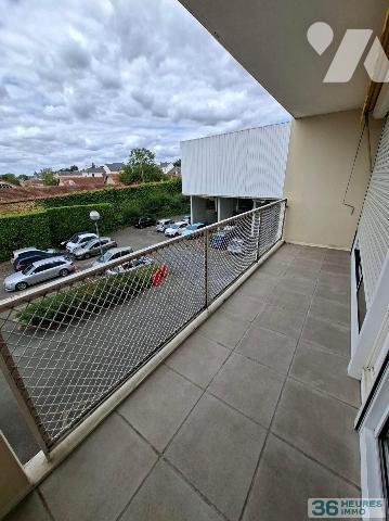 PROCHE TOUTES COMMODITES

Appartement au 2ème étage avec ascenseur comprenant entrée, cuisine...