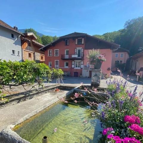 Immobilier Aigueblanche (73260) – Immeuble 240m2 – 590 000 €