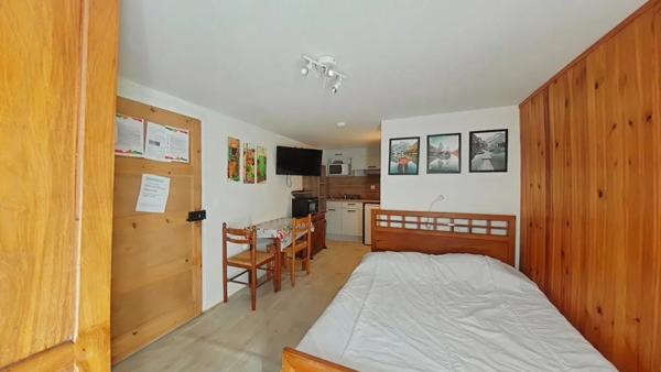 Immobilier Aigueblanche (73260) – Immeuble 240m2 – 590 000 €