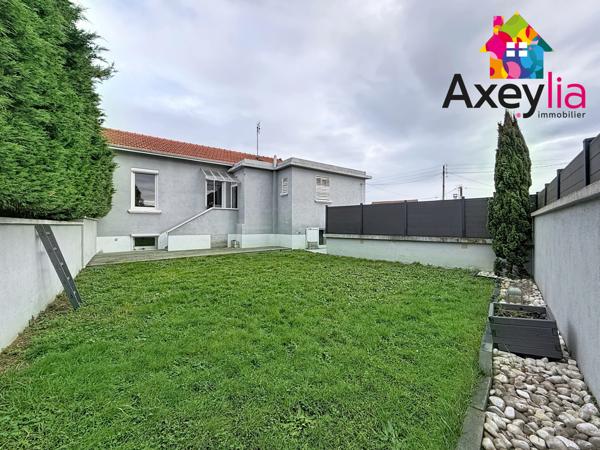 Roanne (42300) A VENDRE - ROANNE PROCHE CENTRE VILLE - MAISON RÉNOVÉE AVEC TROIS CHAMBRES , GARAGE ET TERRAIN