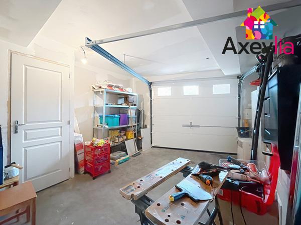 Roanne (42300) A VENDRE - ROANNE PROCHE CENTRE VILLE - MAISON RÉNOVÉE AVEC TROIS CHAMBRES , GARAGE ET TERRAIN