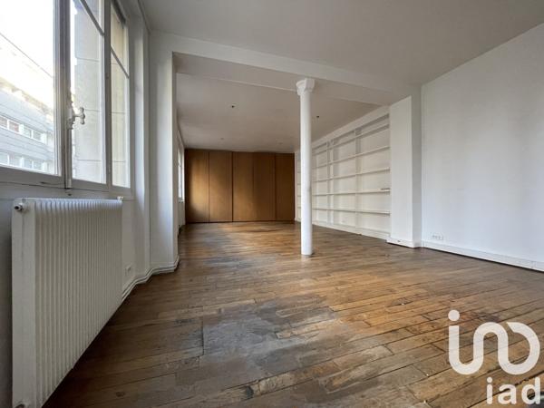 Appartement 3 pièces de 59 m² à Paris (75010)
