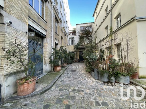 Appartement 3 pièces de 59 m² à Paris (75010)