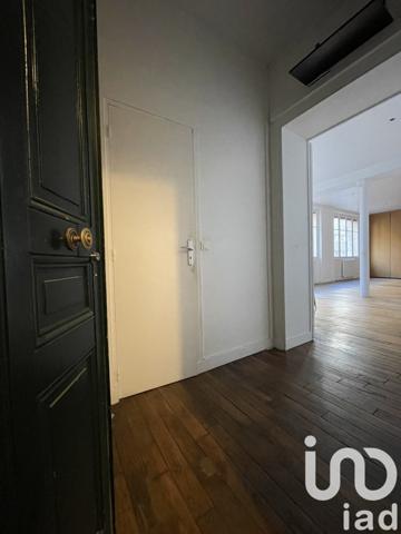 Appartement 3 pièces de 59 m² à Paris (75010)