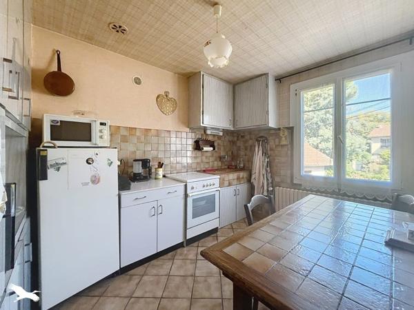 Maison à vendre 182 000 € Mansac 7 p 140 m² DPE D