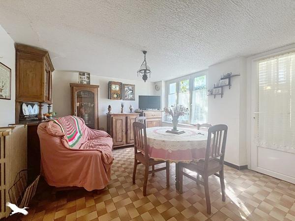Maison à vendre 182 000 € Mansac 7 p 140 m² DPE D