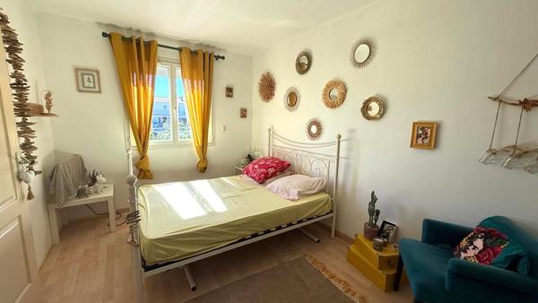 Maison familiale avec piscine  119 m² utiles