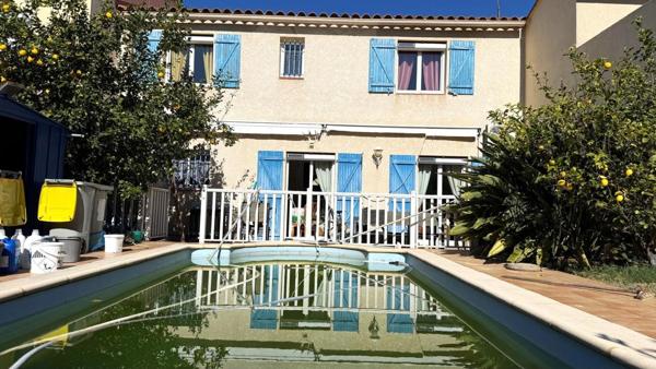 Maison familiale avec piscine  119 m² utiles