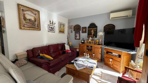 Maison familiale avec piscine  119 m² utiles