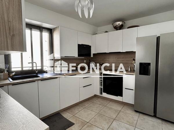 À vendre Appartement 4 pièces 95 m² - Six-fours-les-plages 83140