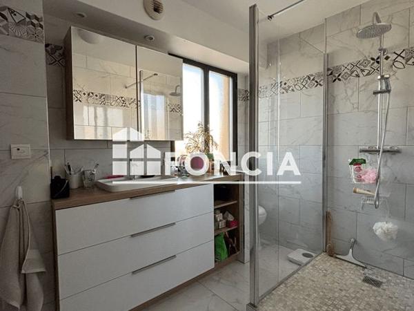 À vendre Appartement 4 pièces 95 m² - Six-fours-les-plages 83140