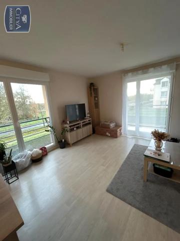 Appartement à louer 2 pièces 47.75m² Bourges (18000)